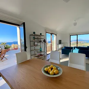  Apartment Penthouse Le Isole